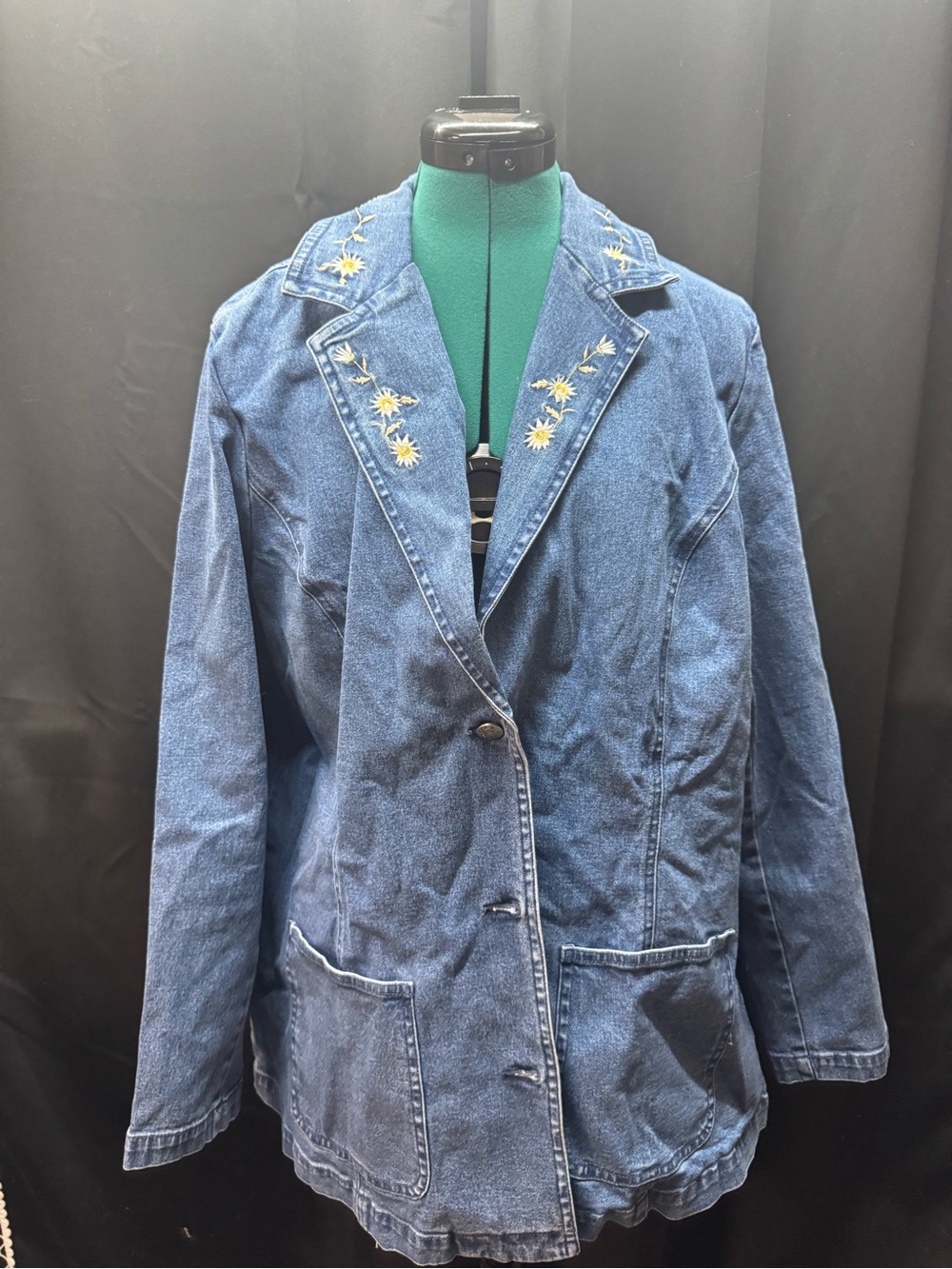 Denim&Co Dark Blue Embroidered Daisy Jean Blazer